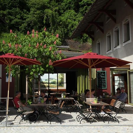 Hotel Hofwirt 新博伊恩 外观 照片